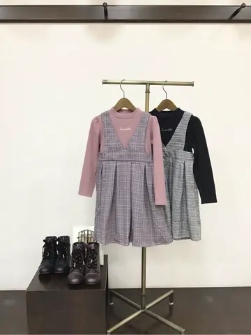 ANY 佐々木 コーディネート画像