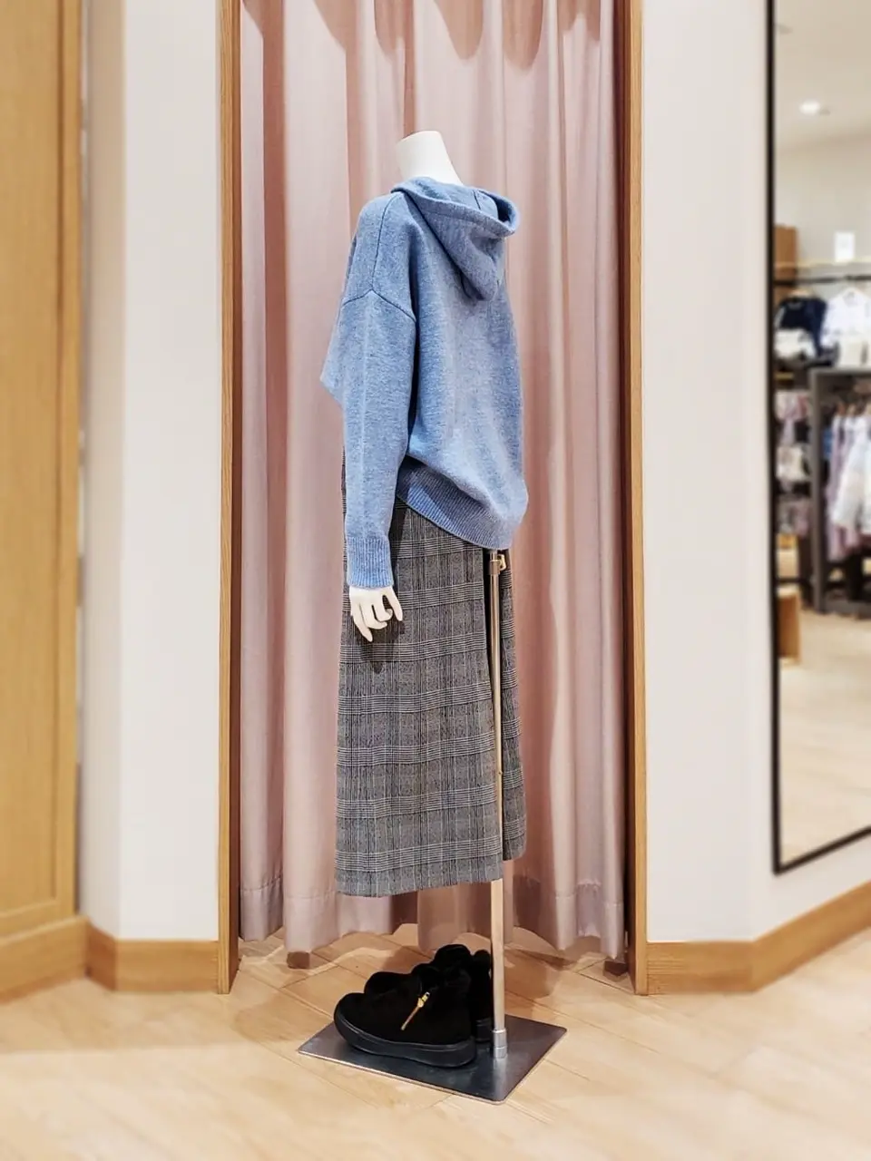 ANY 岩田 コーディネート画像