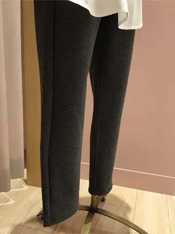 ANY 浅岡 コーディネート画像