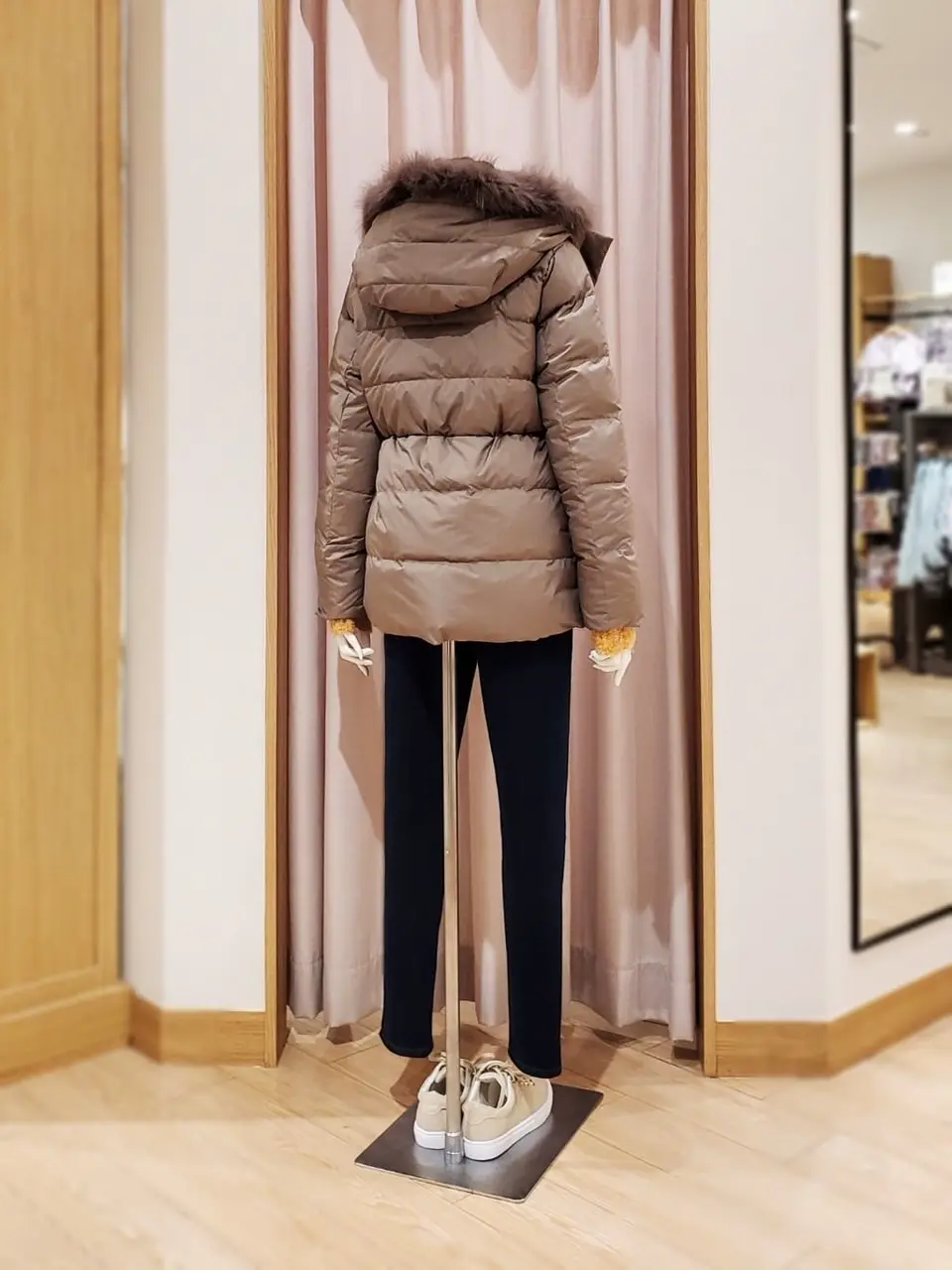 ANY 岩田 コーディネート画像