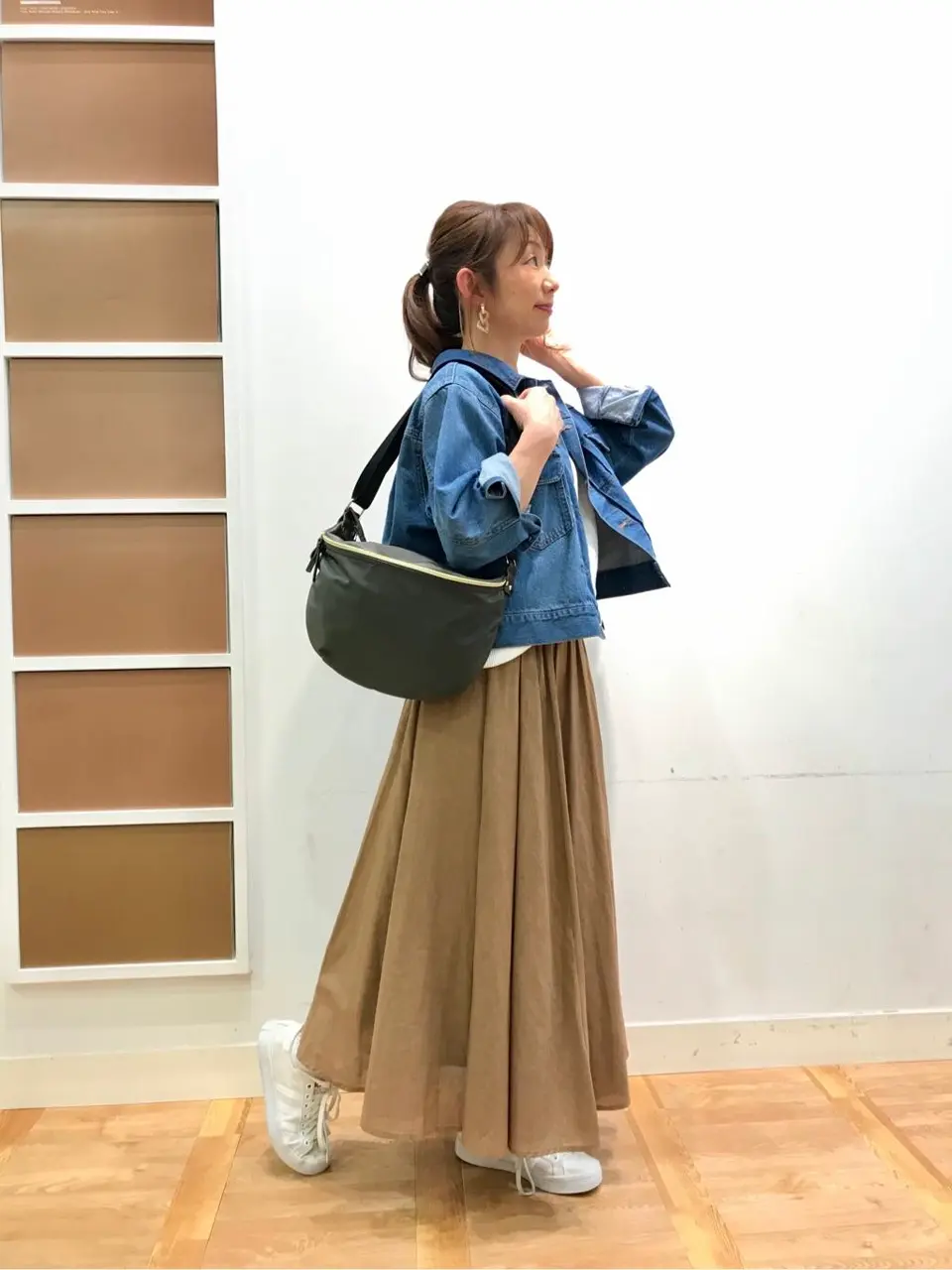 ANY 山口 コーディネート画像