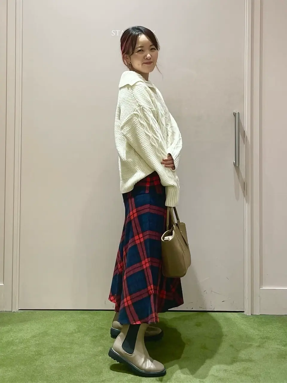 ANY フジコ コーディネート画像