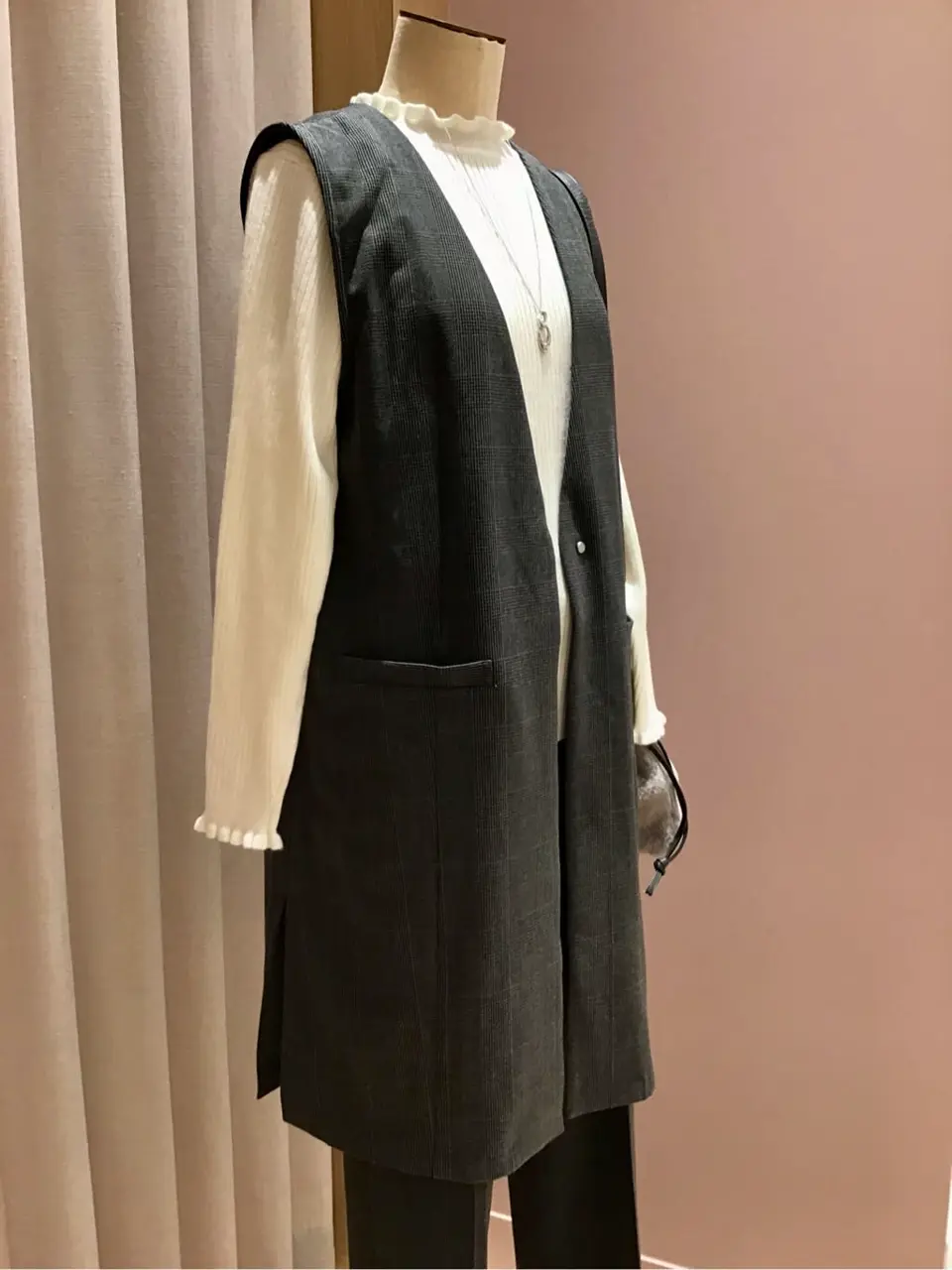 ANY 浅岡 コーディネート画像