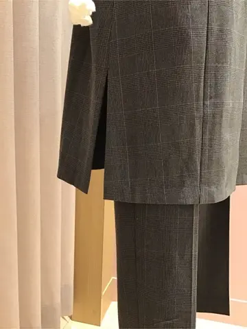 ANY 浅岡 コーディネート画像