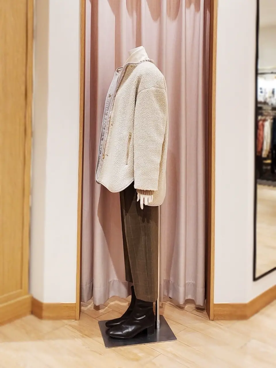 ANY 岩田 コーディネート画像