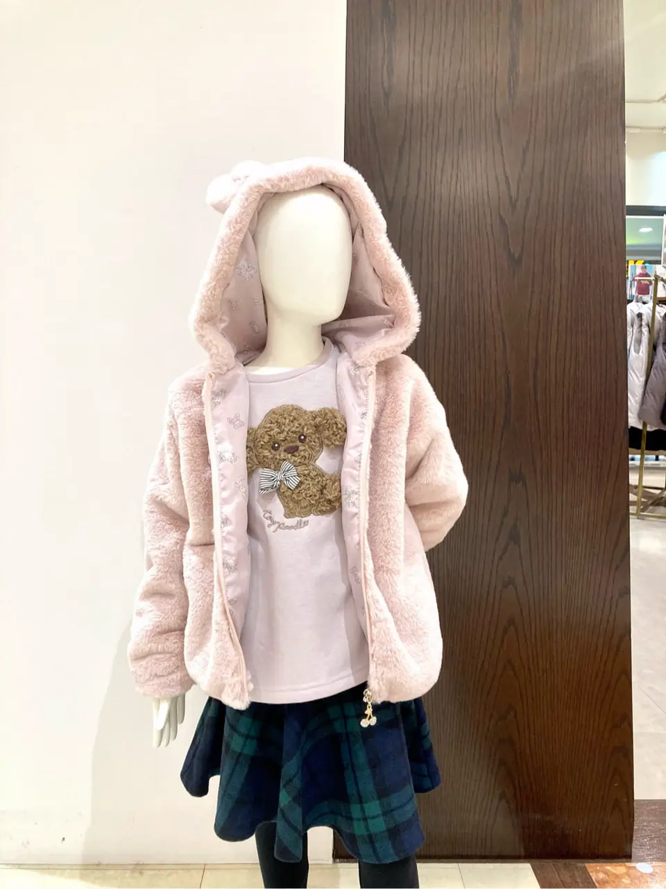 ANY 杉原 コーディネート画像