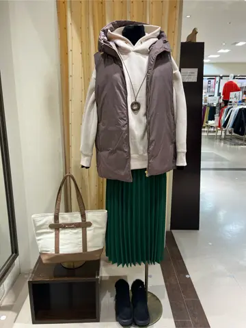 ANY 明吉 コーディネート画像