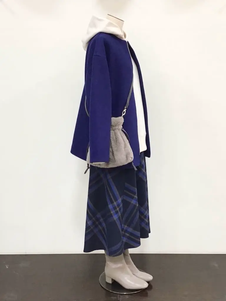 ANY 河村 コーディネート画像