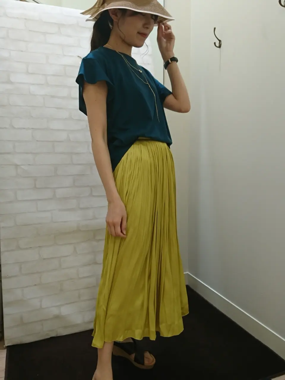  小渕 コーディネート画像