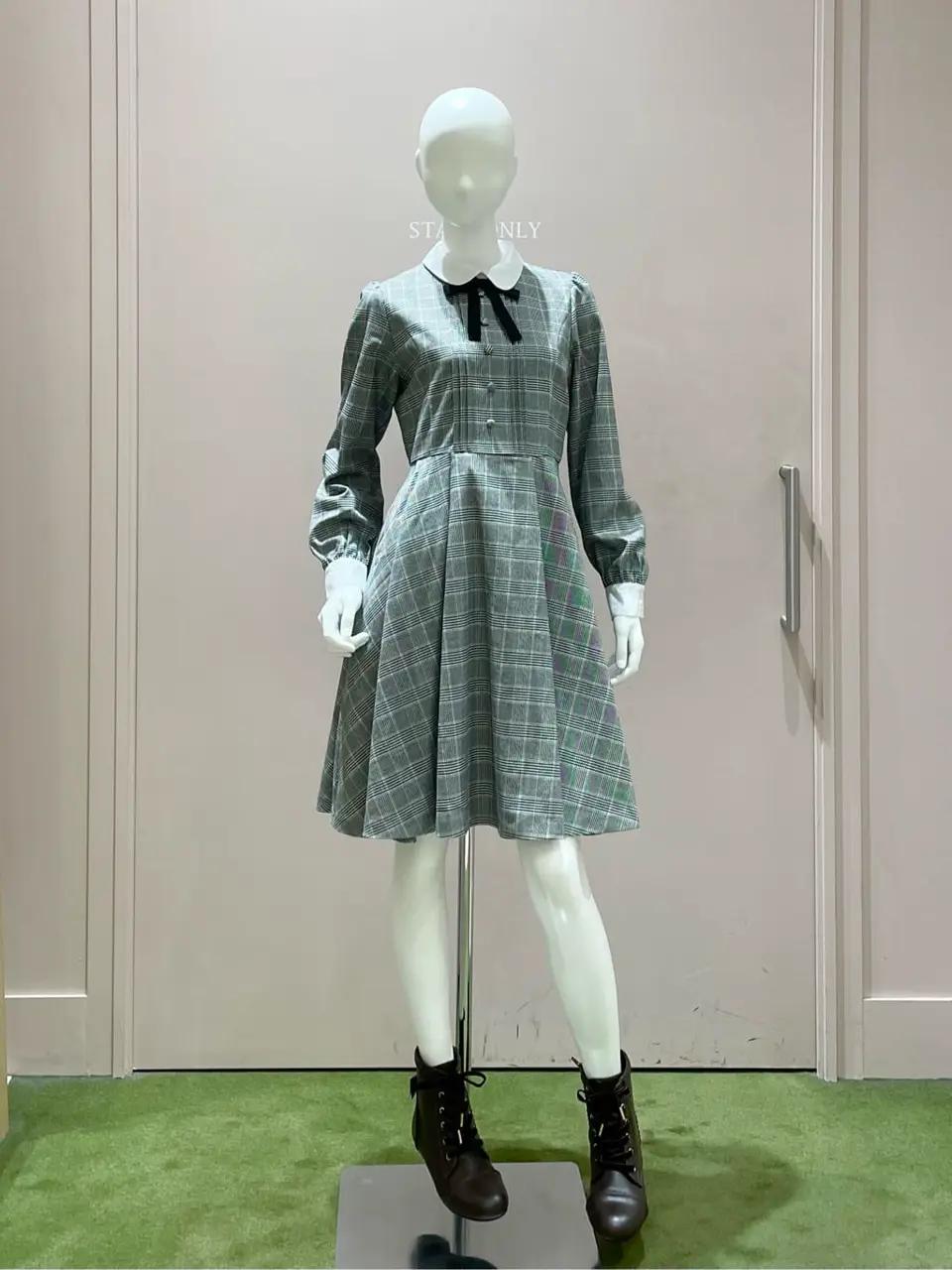 ANY フジコ コーディネート画像