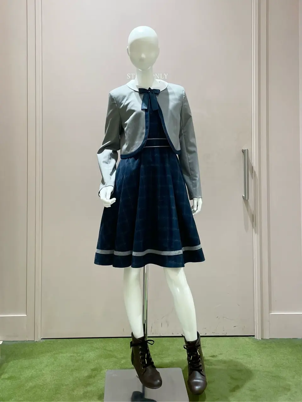 ANY フジコ コーディネート画像