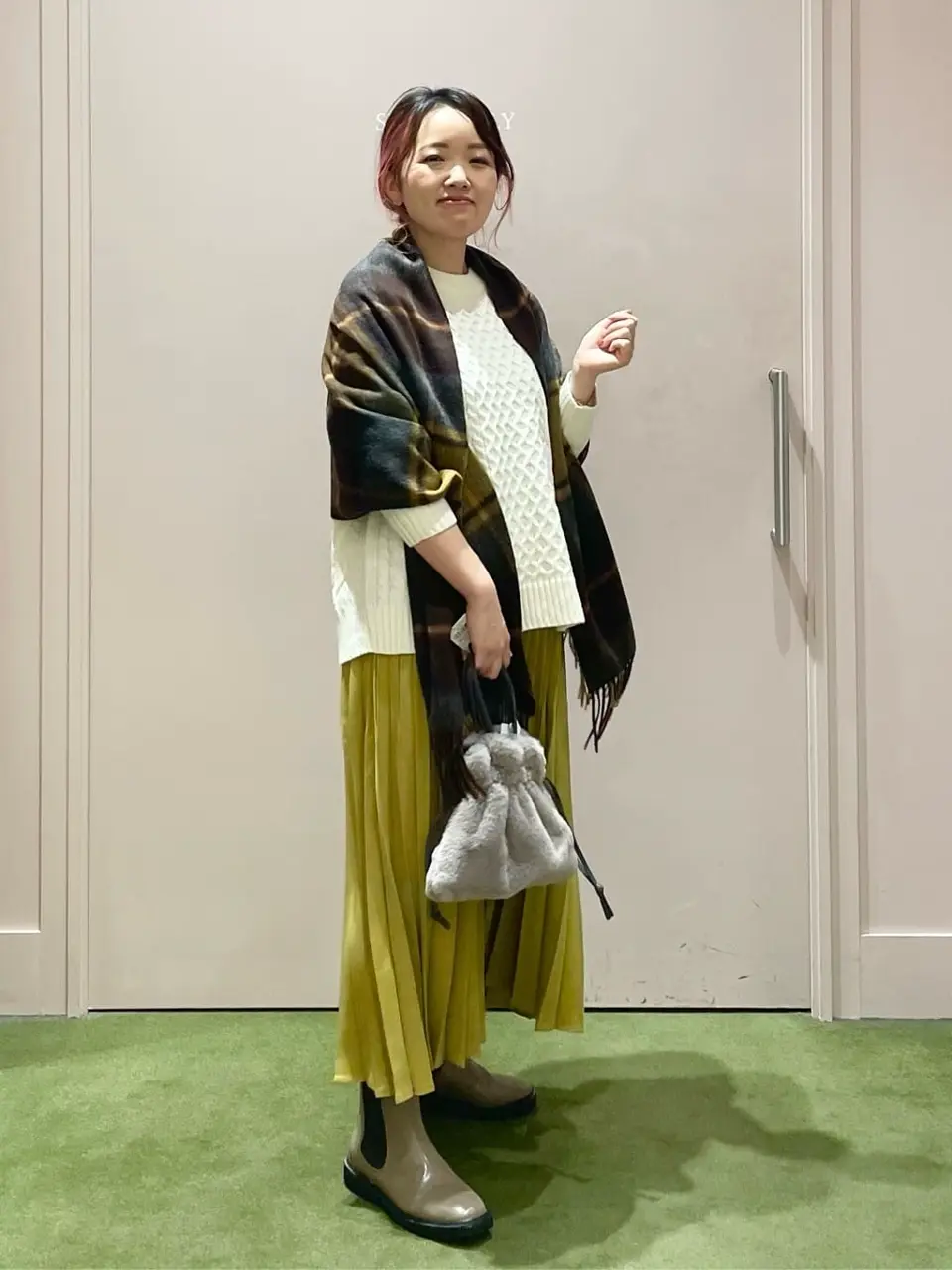 ANY フジコ コーディネート画像