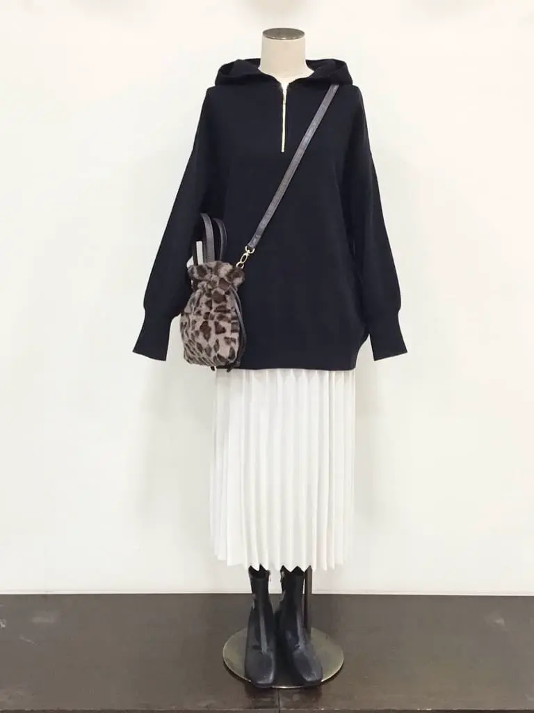 ANY 河村 コーディネート画像