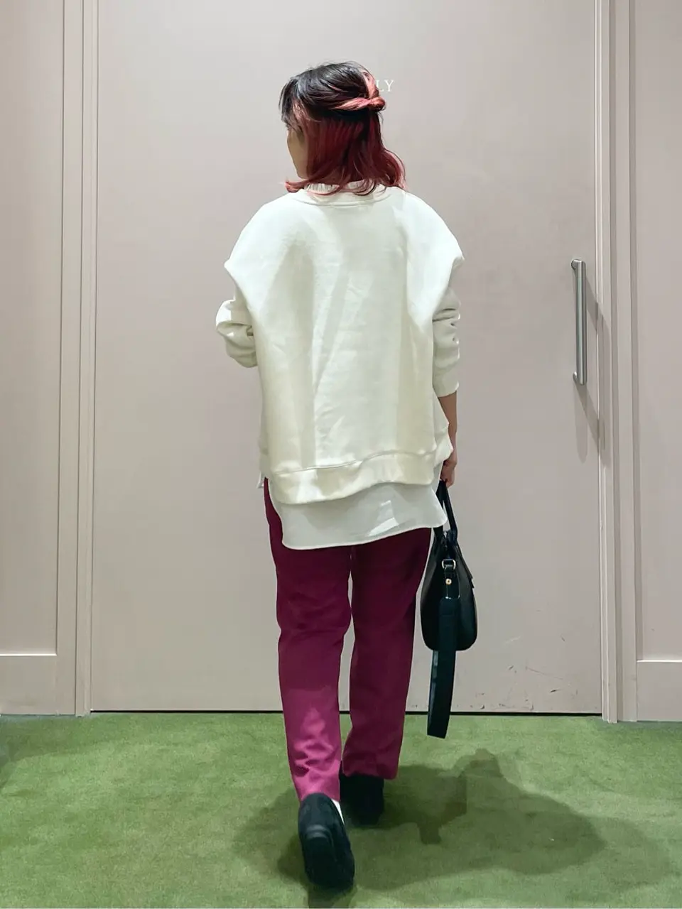 ANY フジコ コーディネート画像