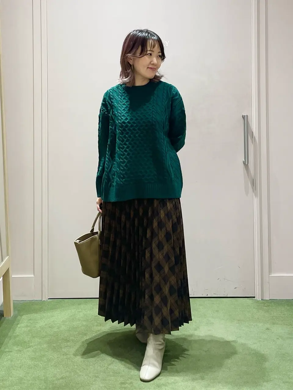 ANY フジコ コーディネート画像