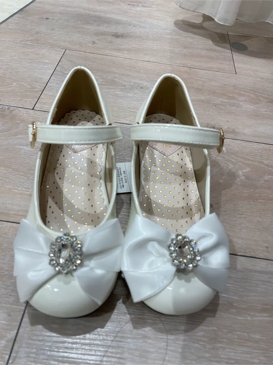 ANY 岡田 コーディネート画像