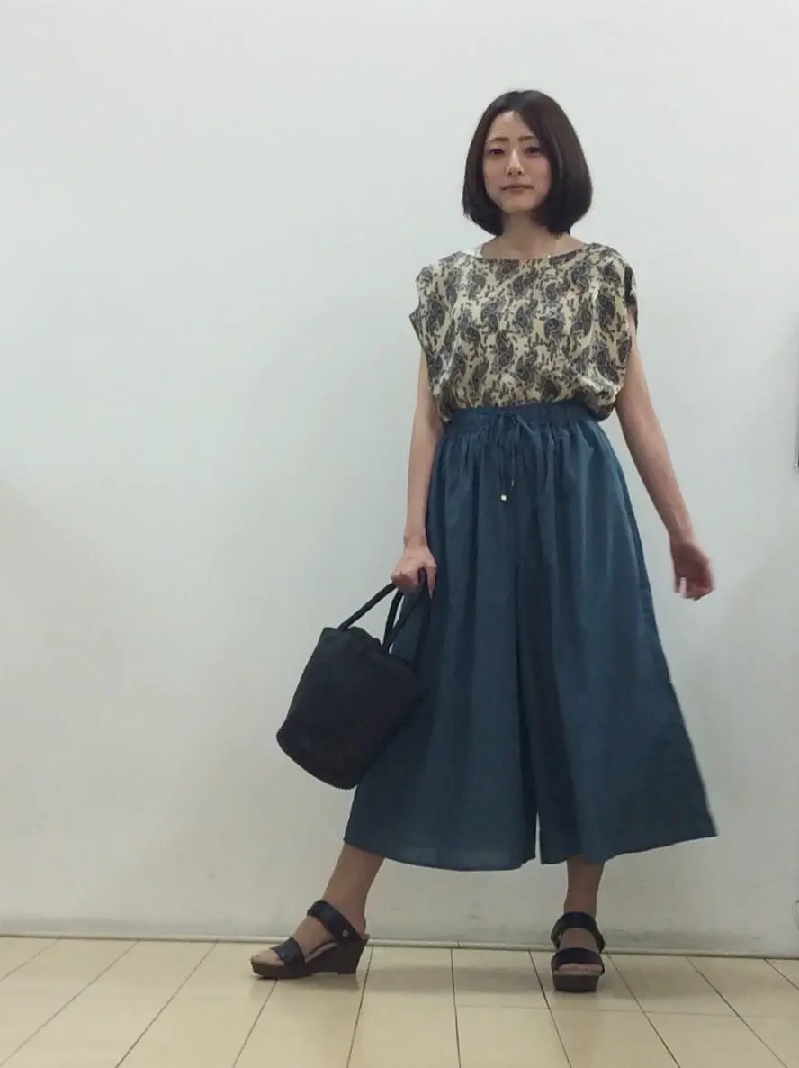  スタッフ コーディネート画像