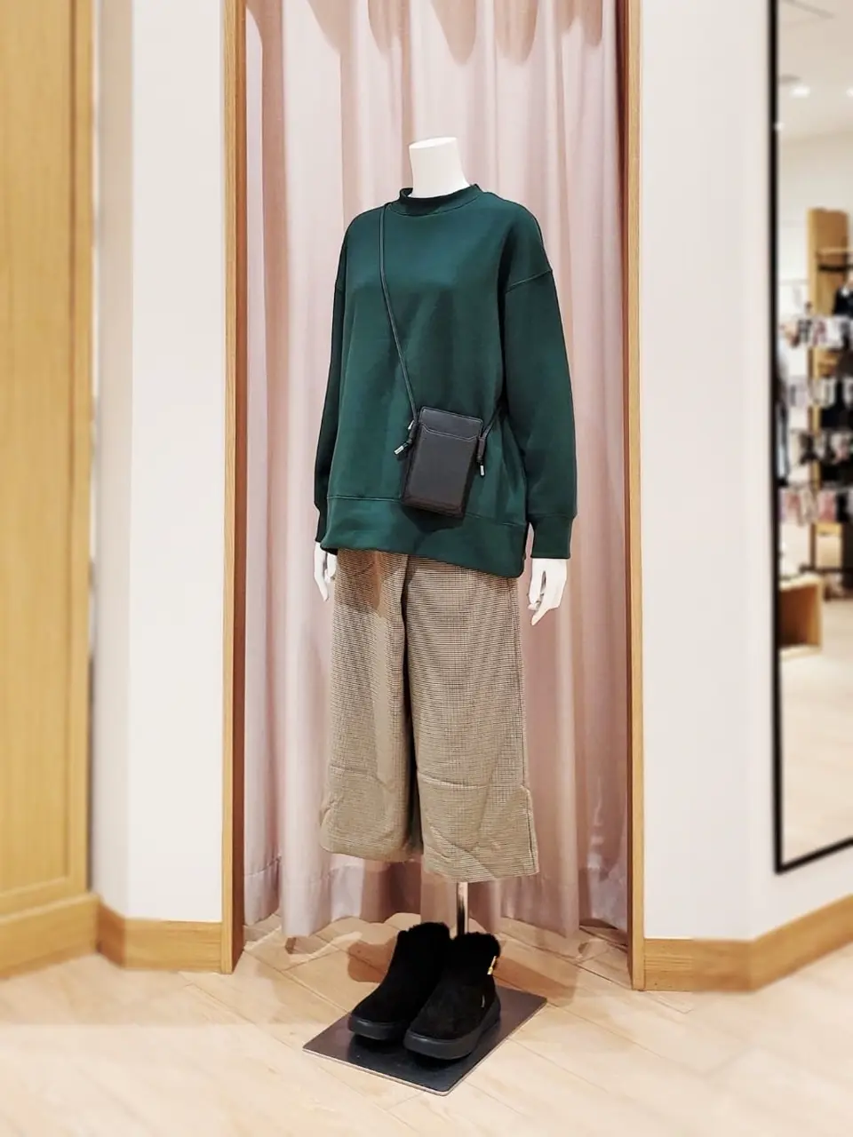 ANY 岩田 コーディネート画像