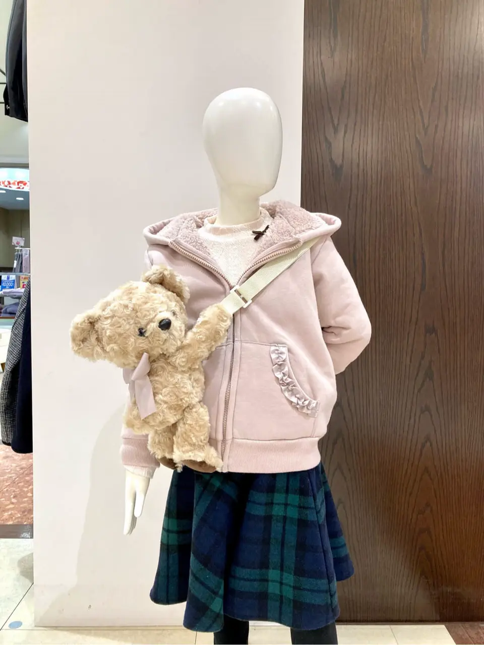 ANY 杉原 コーディネート画像