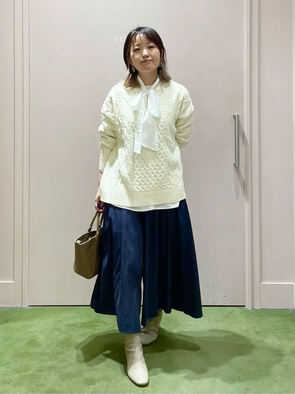 ANY フジコ コーディネート画像