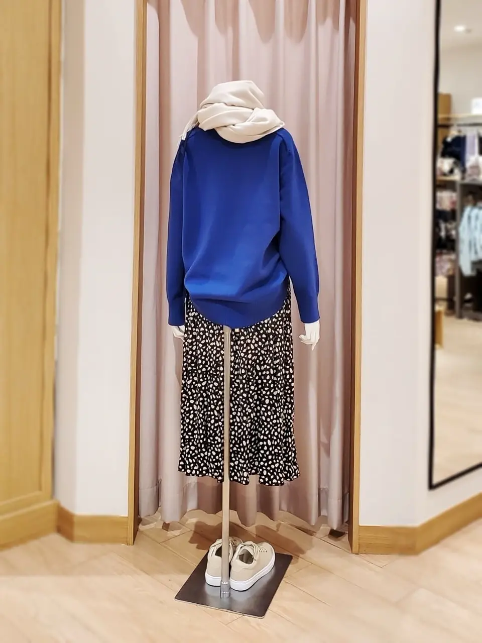 ANY 岩田 コーディネート画像