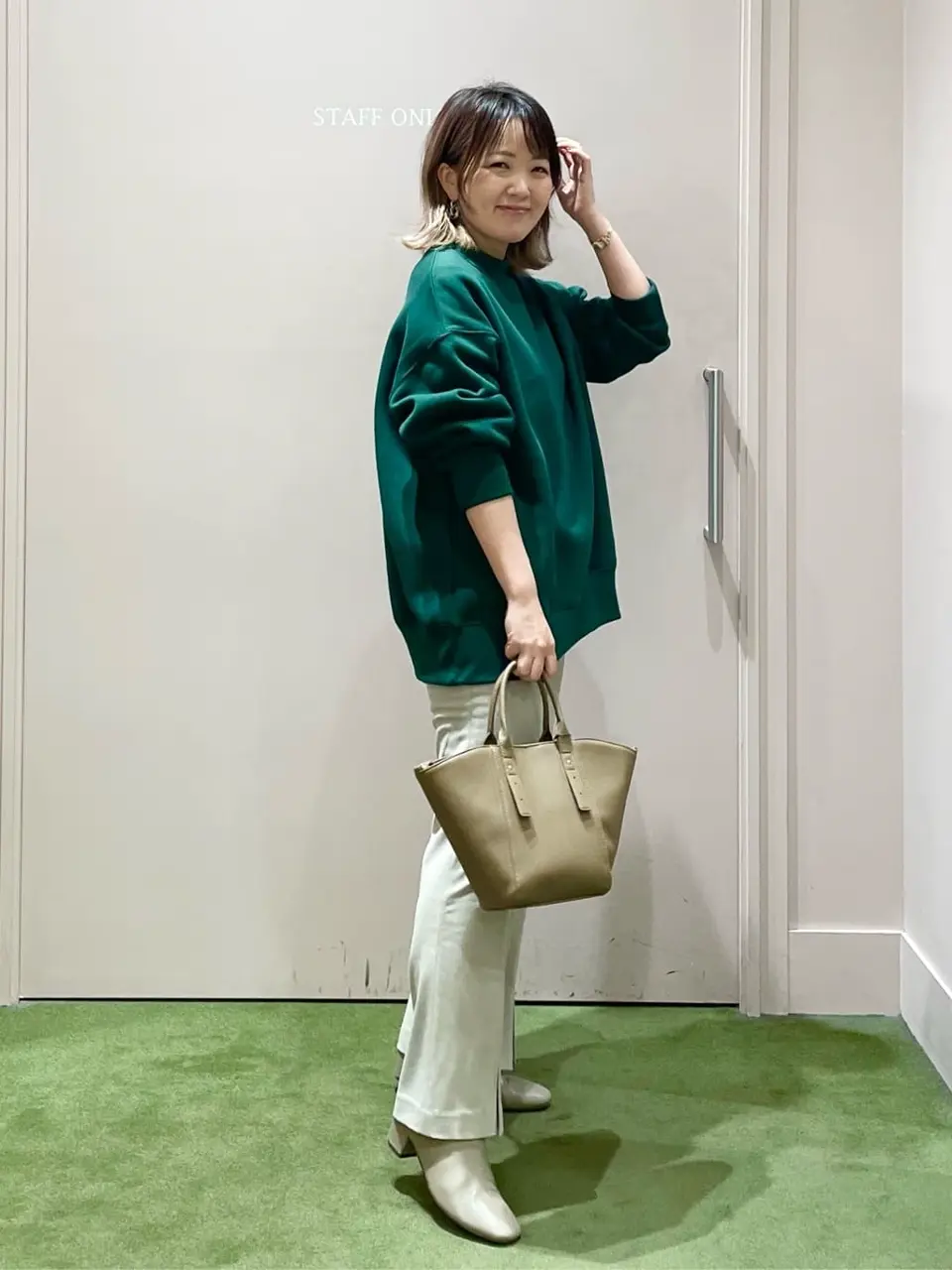 ANY フジコ コーディネート画像