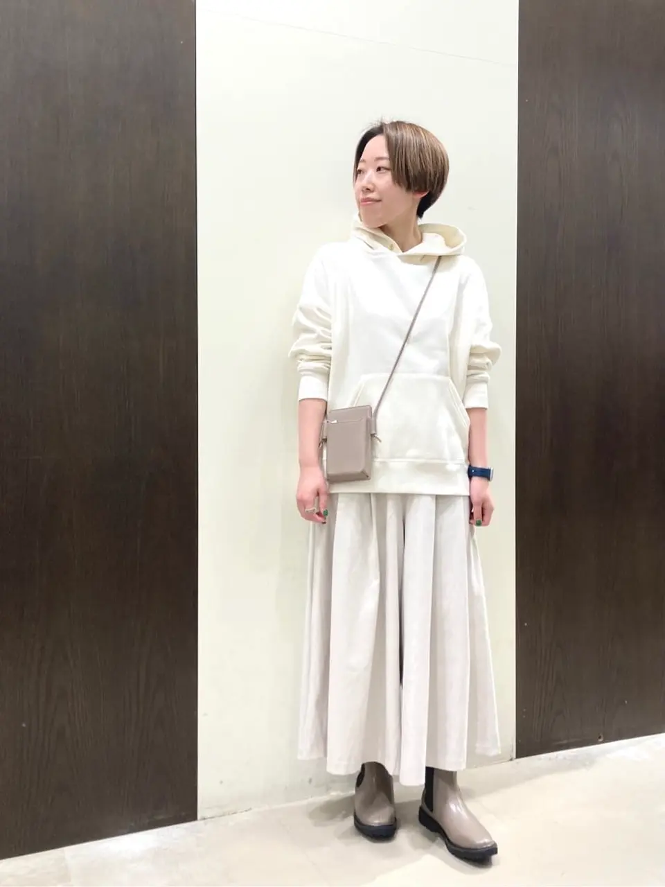 ANY 河本 コーディネート画像