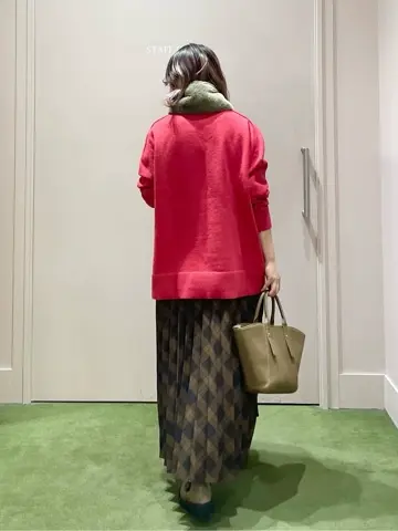 ANY フジコ コーディネート画像