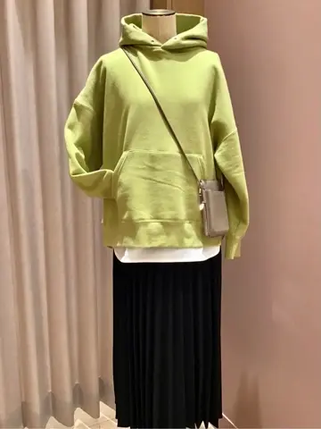 ANY 浅岡 コーディネート画像