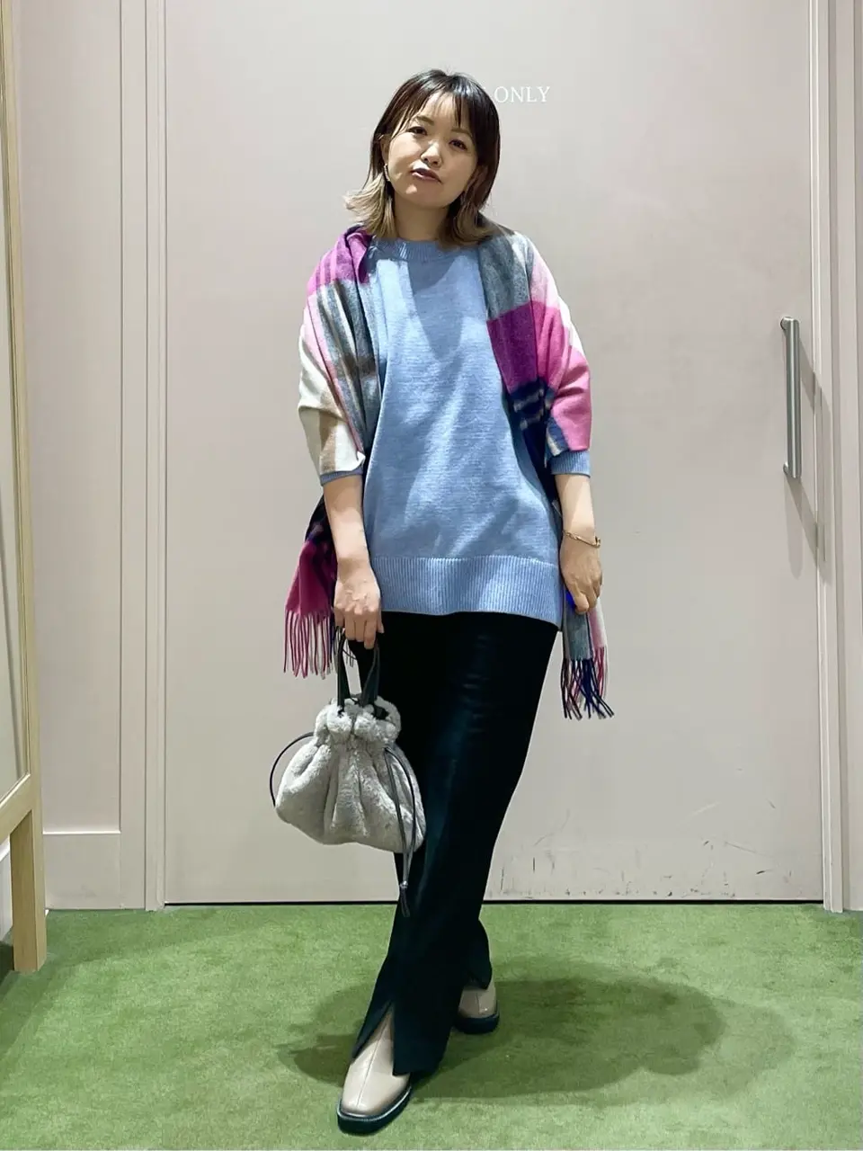 ANY フジコ コーディネート画像