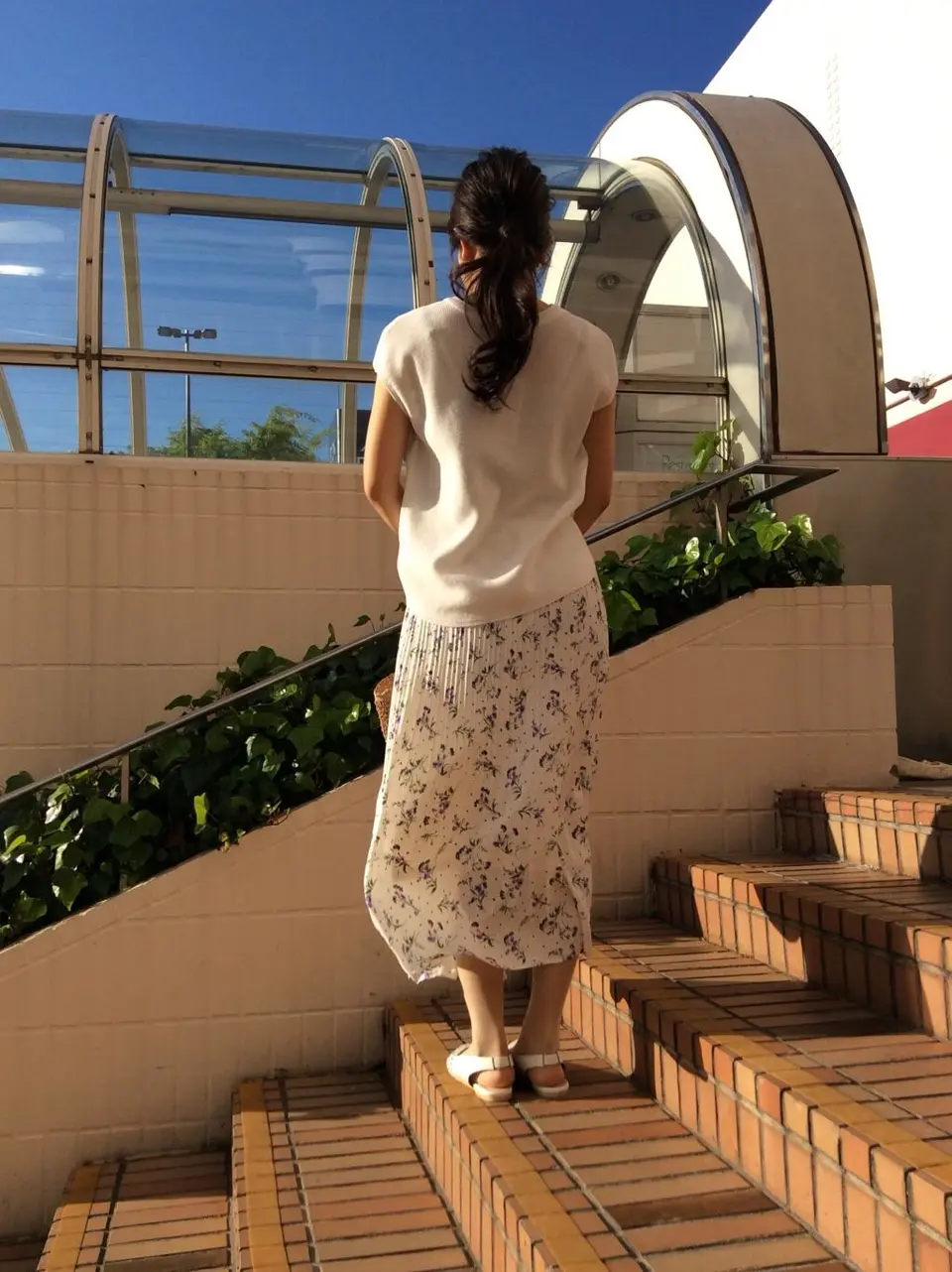 ANY 榎本 コーディネート画像