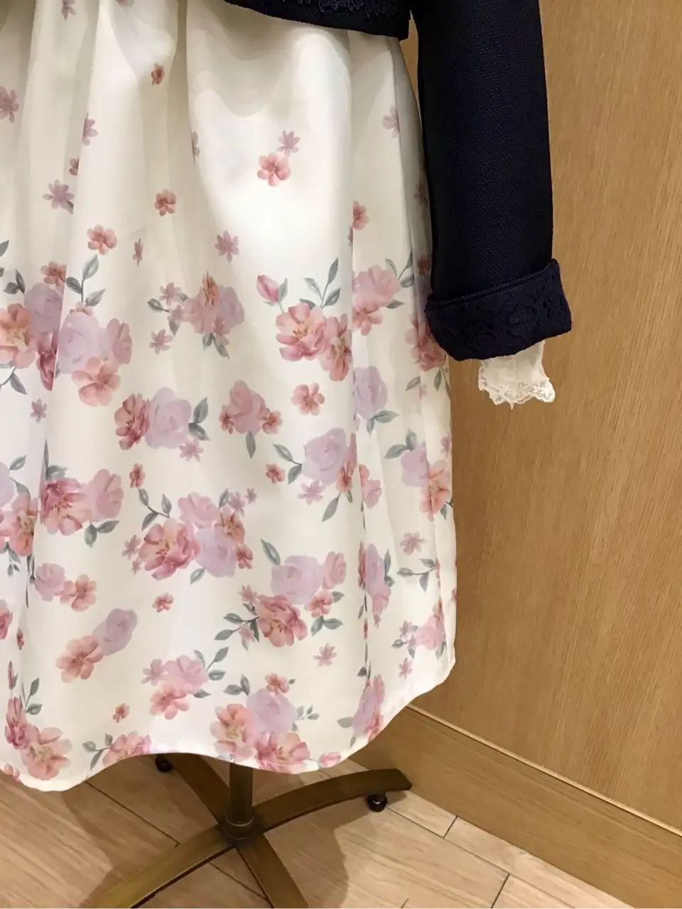 ANY 浅岡 コーディネート画像