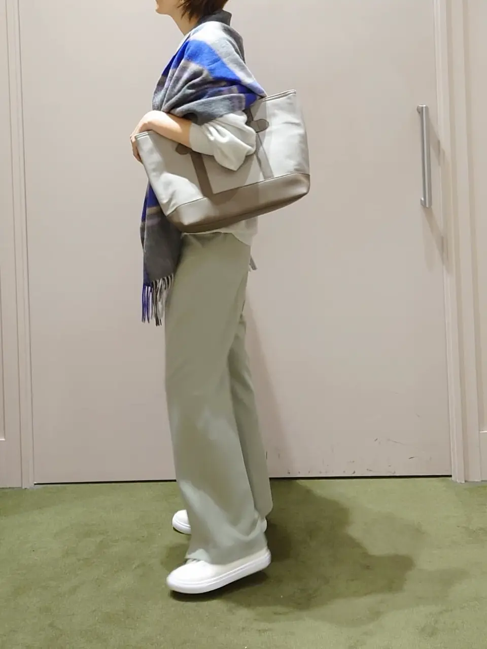 ANY 吉田 コーディネート画像