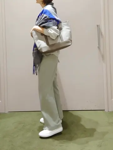 ANY 吉田 コーディネート画像