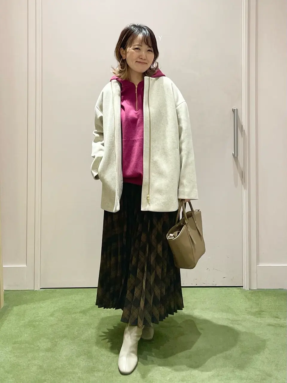 ANY フジコ コーディネート画像