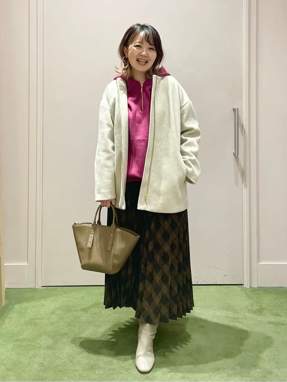 ANY フジコ コーディネート画像