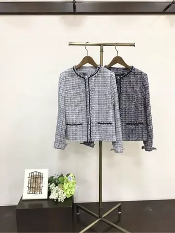 ANY 佐々木 コーディネート画像