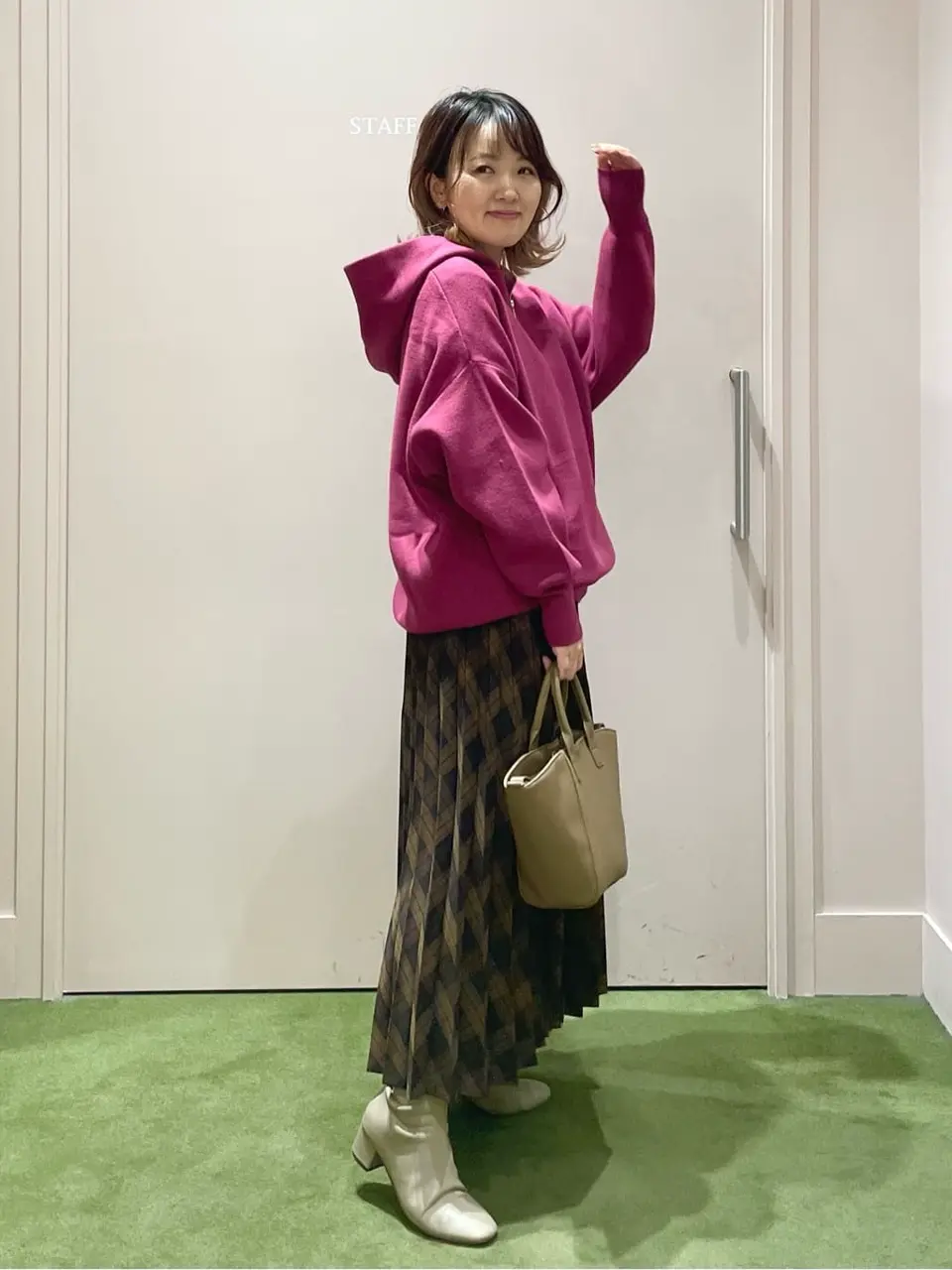 ANY フジコ コーディネート画像