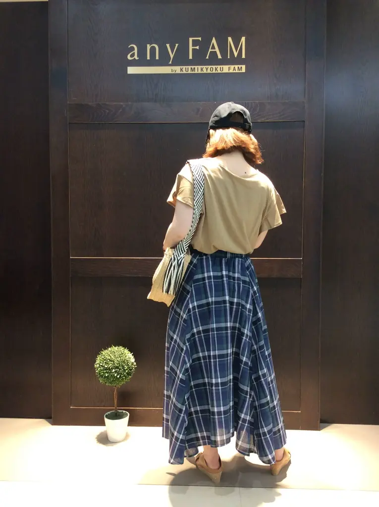 ANY 渡邊 コーディネート画像