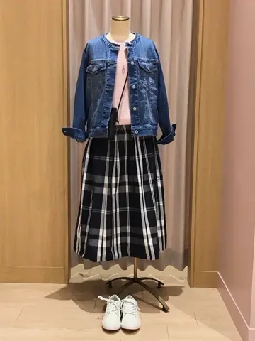 ANY 本吉 コーディネート画像