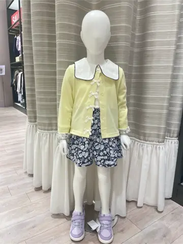 ANY 岡田 コーディネート画像