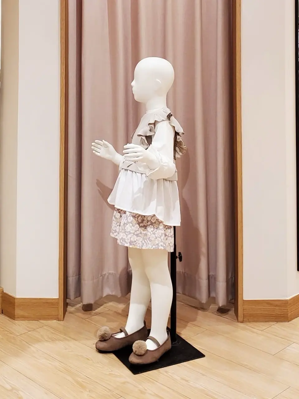 ANY 奥原 コーディネート画像