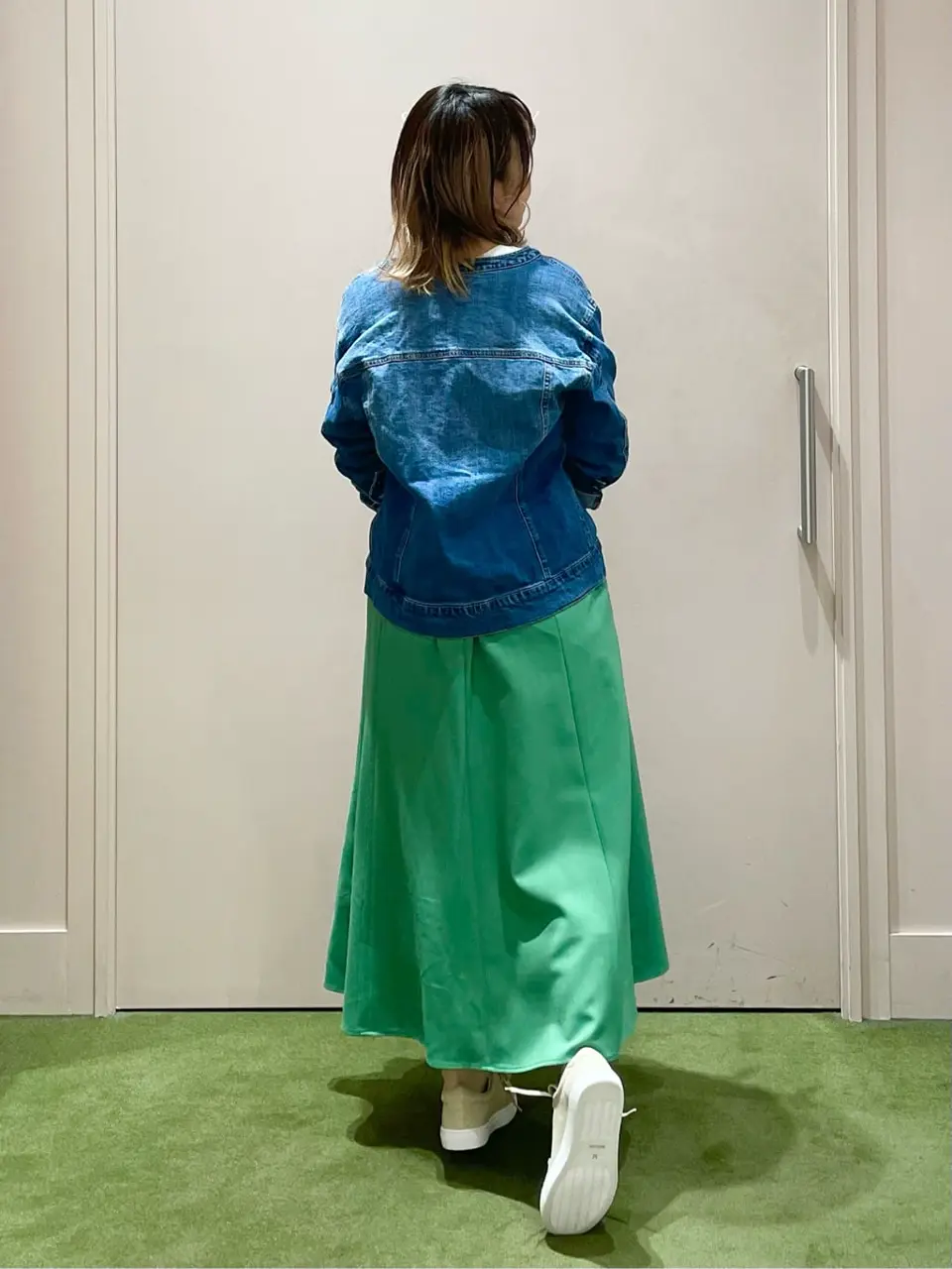 ANY フジコ コーディネート画像