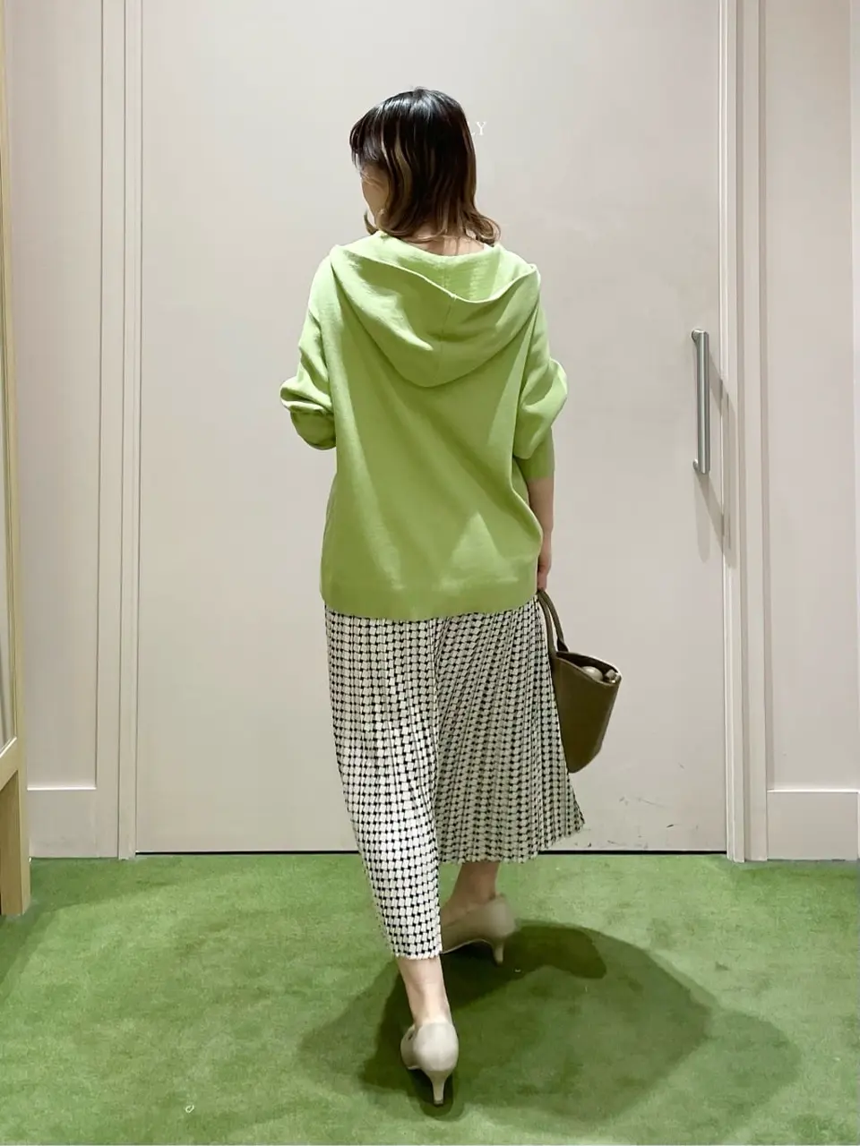 ANY フジコ コーディネート画像