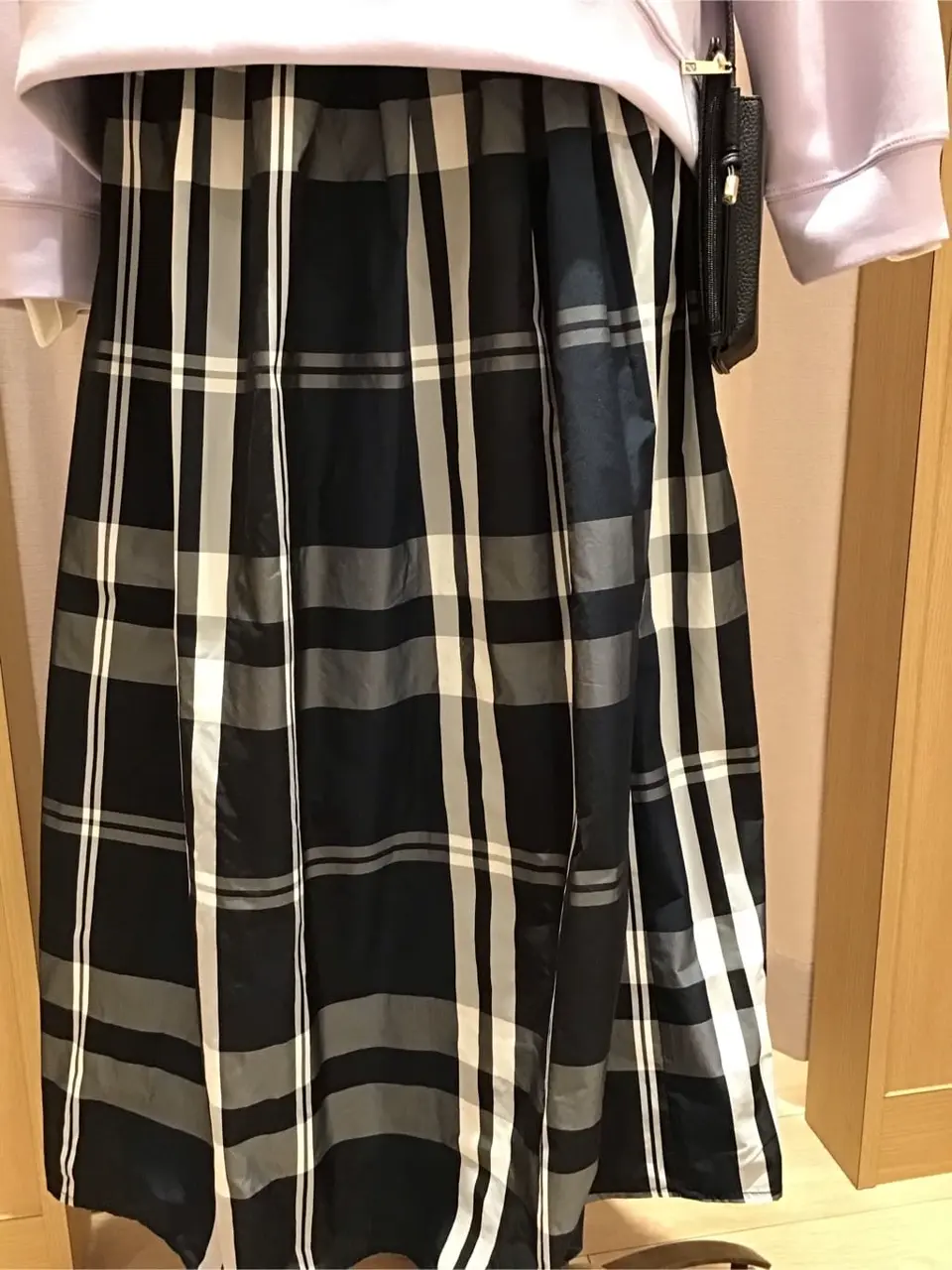 ANY 浅岡 コーディネート画像