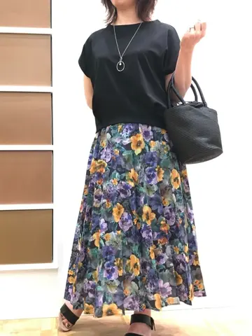 ANY 高橋郁子 コーディネート画像