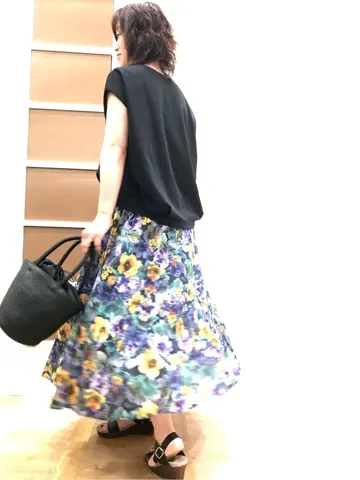 ANY 高橋郁子 コーディネート画像