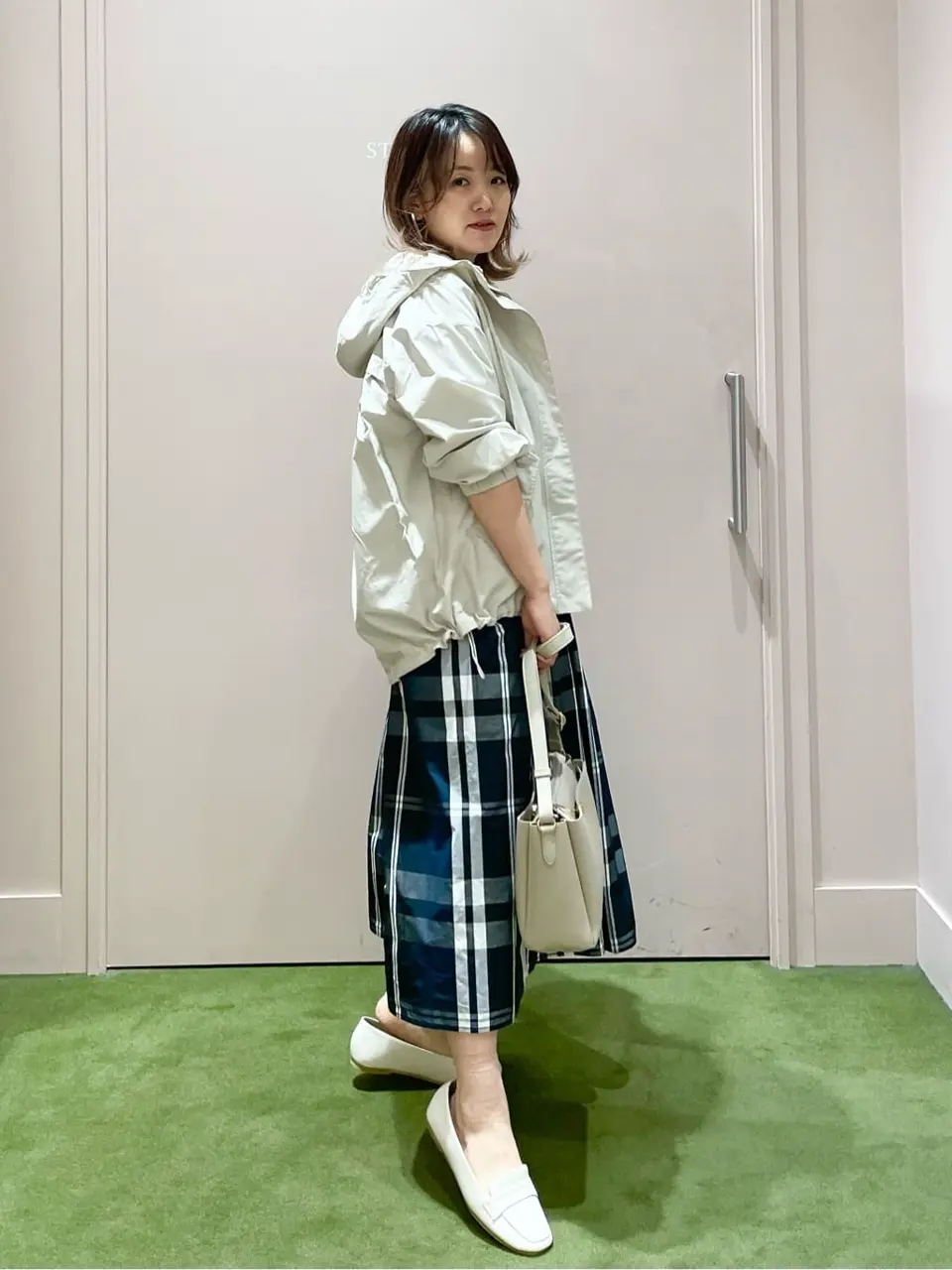 ANY フジコ コーディネート画像