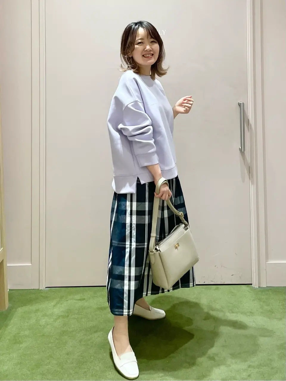 ANY フジコ コーディネート画像