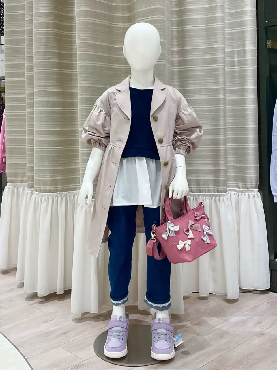 ANY フジコ コーディネート画像